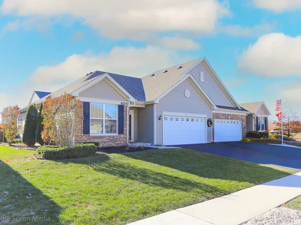 8200 Arlington Ln, Joliet, IL 60431