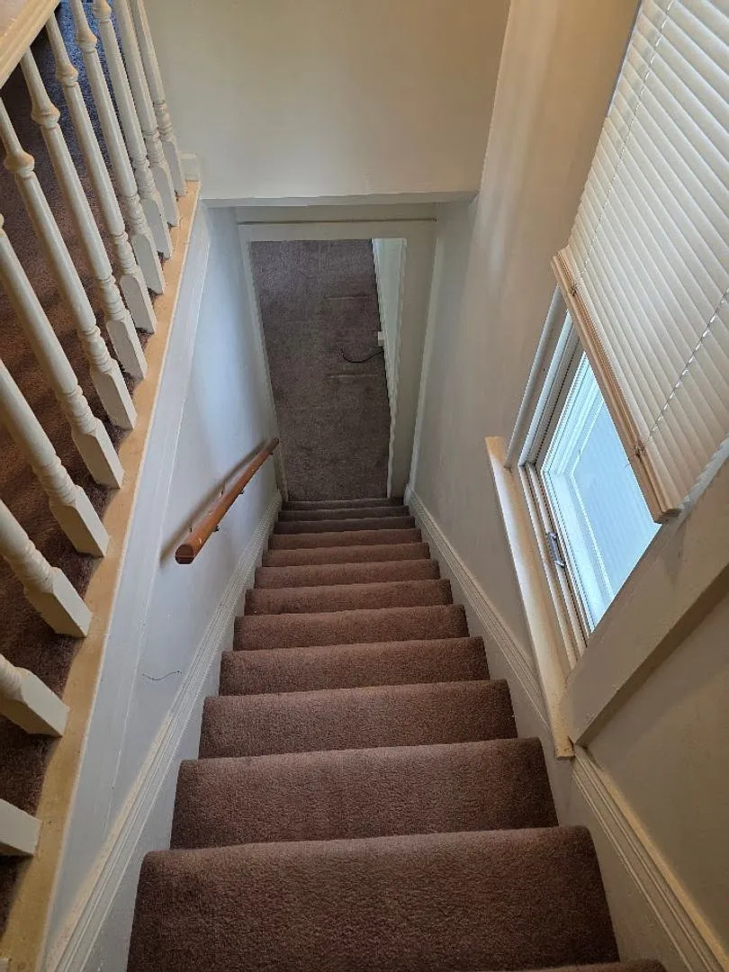 414 S. Summit — Photo 2