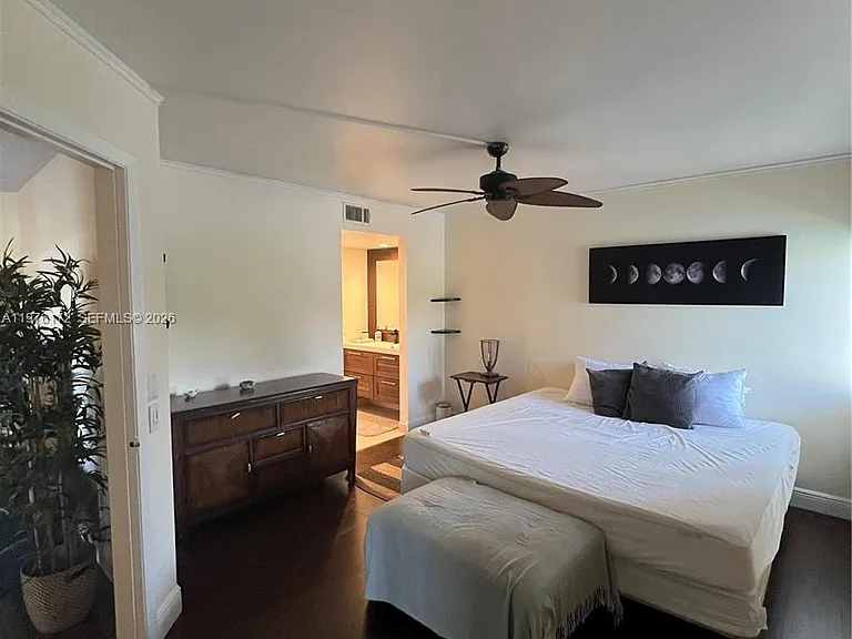 5533 Courtyard Dr #5533 — Photo 14
