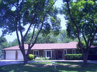 519 S 216th St, Valley, NE 68022