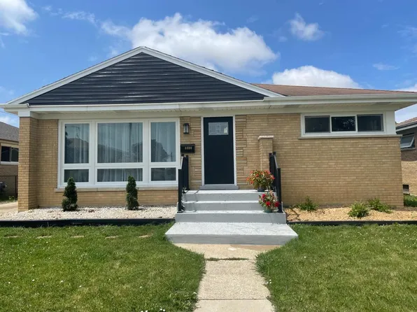4600 Grace St, Schiller Park, IL 60176