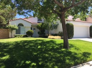 1826 Apricot Dr, Palmdale, CA 93550