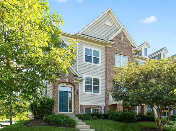 3130 Gansett Pkwy, Elgin, IL 60124