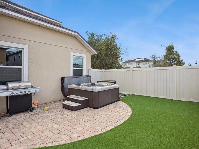 2683 Amati Dr — Photo 22
