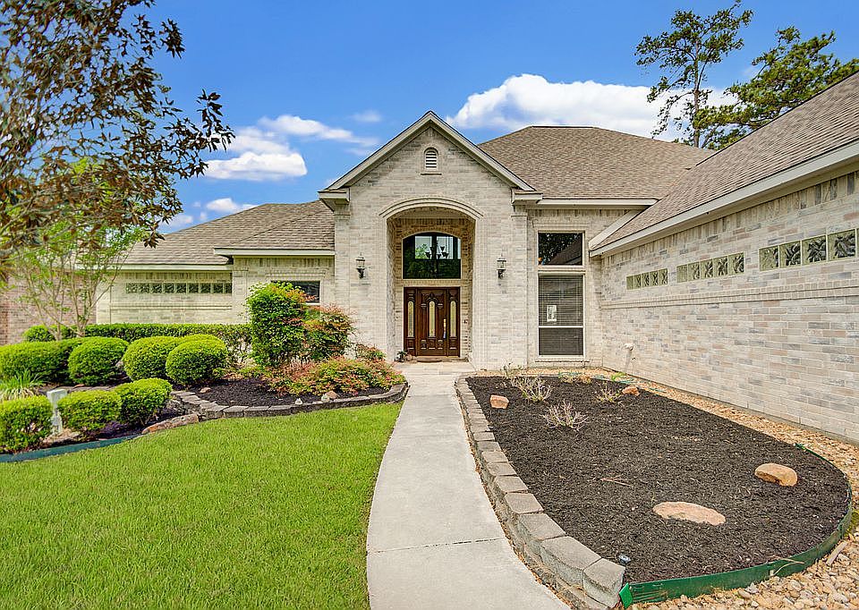 1st image of 18730 E Cool Breeze Ln