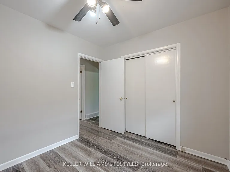 84 Wilson Ave #UPPER SE — Photo 10