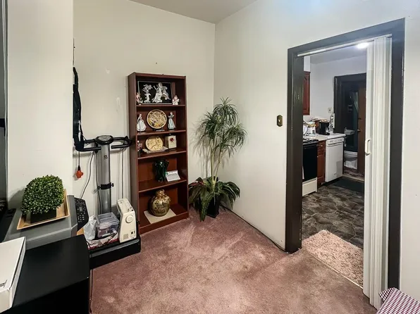 38 Van Reypen Street image 10 of 20