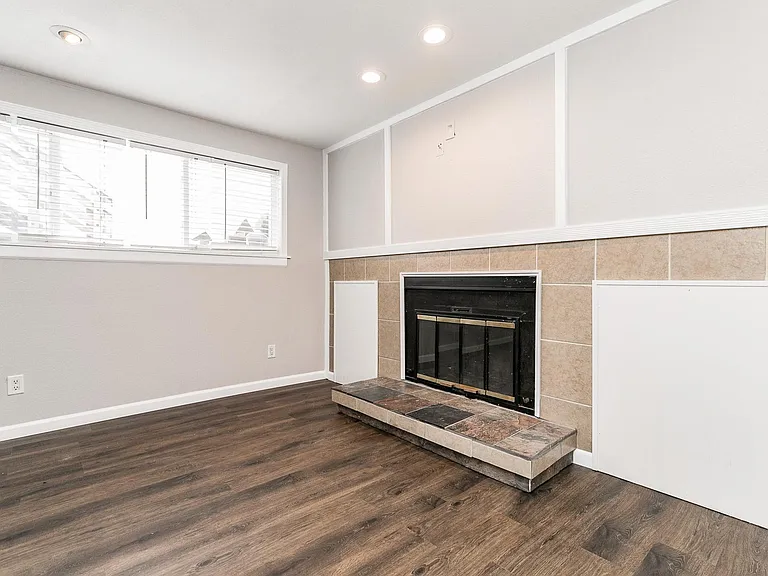 130 Harbet Ave NW — Photo 21