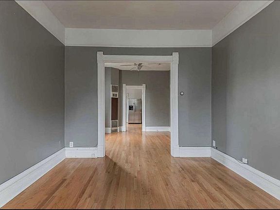 5th image of 3220 S Lituanica Ave #1
