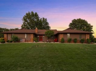 90 Shirlwin Dr, Granite City, IL