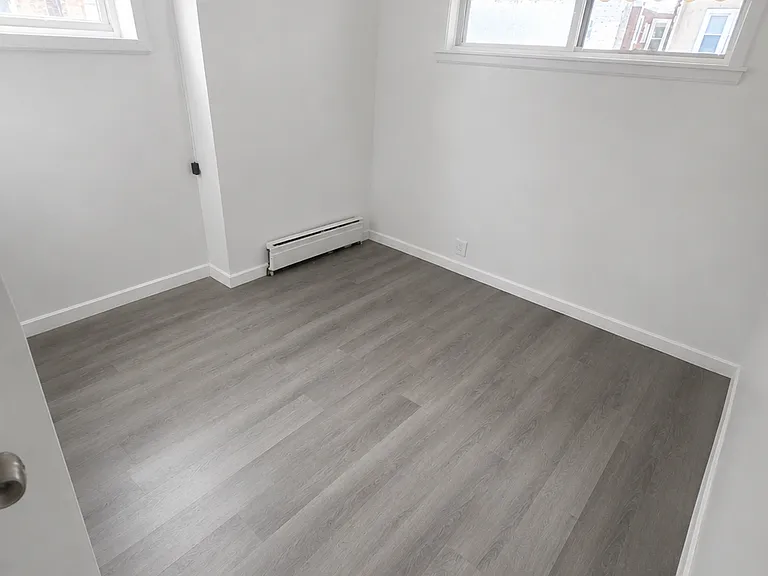 3055 Chatham St — Photo 8