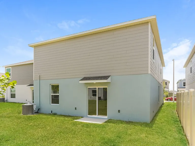 6417 Domizio Dr — Photo 16