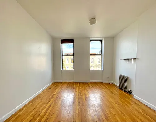 260 Irving Ave #3L Photo 1