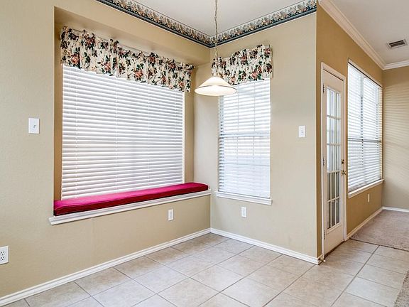 3rd image of 2127 Arbor Creek Dr
