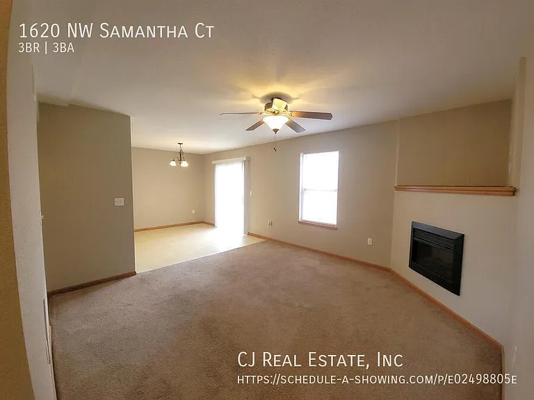 1620 NW Samantha Ct — Photo 2