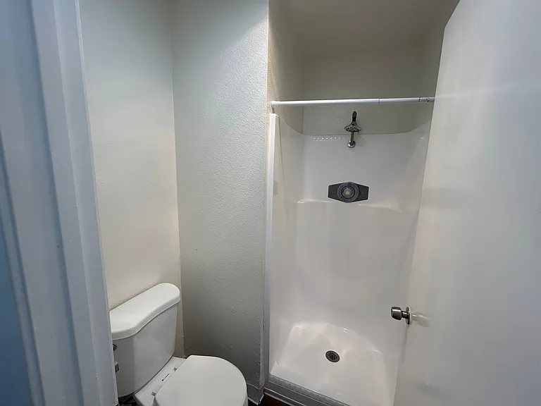 734 Sapphire St #6 — Photo 15