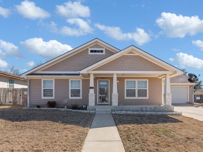 207 Green Oaks Loop, Fredericksburg, TX, 78624