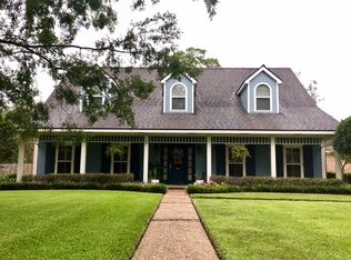 300 Plater Dr, Thibodaux, LA 70301