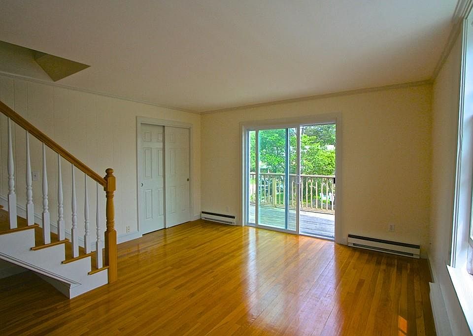1st image of 4 Norwood Ct #0