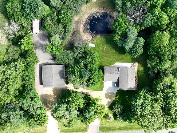 2nd image of 8325 178th Ln NE