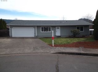819 67th Pl, Springfield, OR 97478