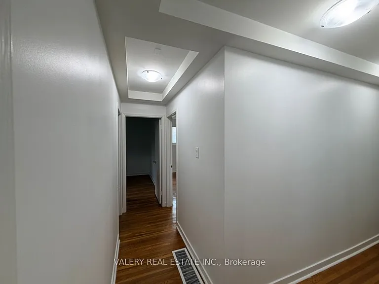 64 Lexington Ave #MAIN — Photo 36
