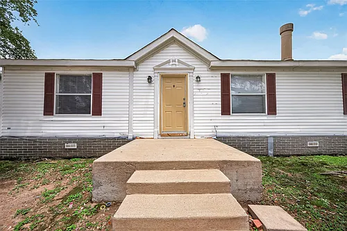 20306 Mountaindale Dr Photo 1
