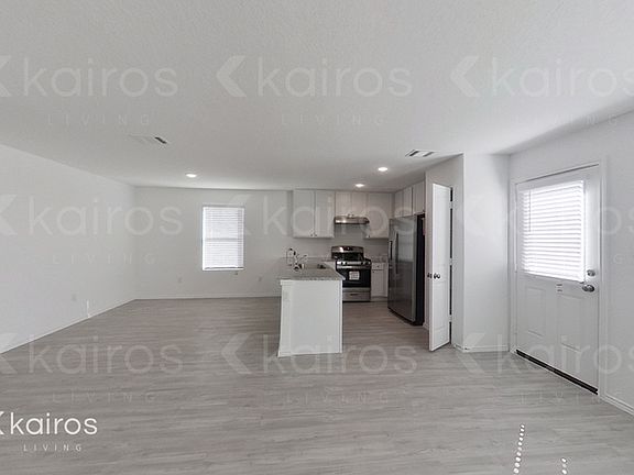 3rd image of 4220 Fluvial Cir