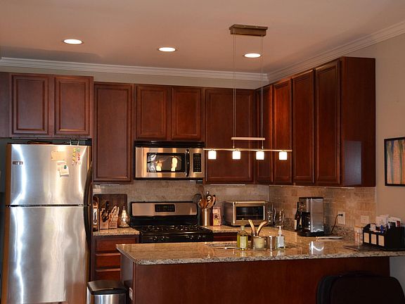 3rd image of 3711 N Kenneth Ave Unit 219