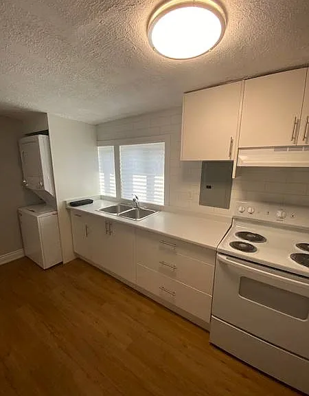 1126 King St E #C — Photo 5