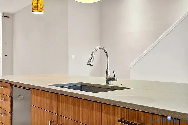 105 E Broad St #2B — Photo 10