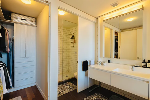 Rented by SERHANT. | media 24