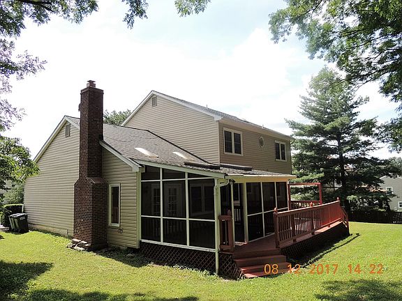 4th image of 9830 Squaw Valley Dr