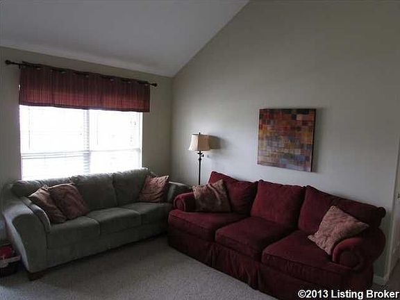 4th image of 1210 Evergreen Way