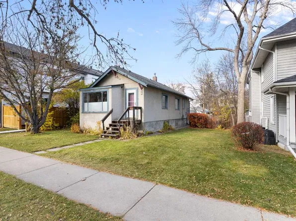 206 S 12th Ave NE, Calgary, AB T2E 1A2