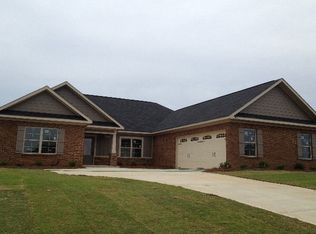 907 Beauford Dr, Opelika, AL 36804