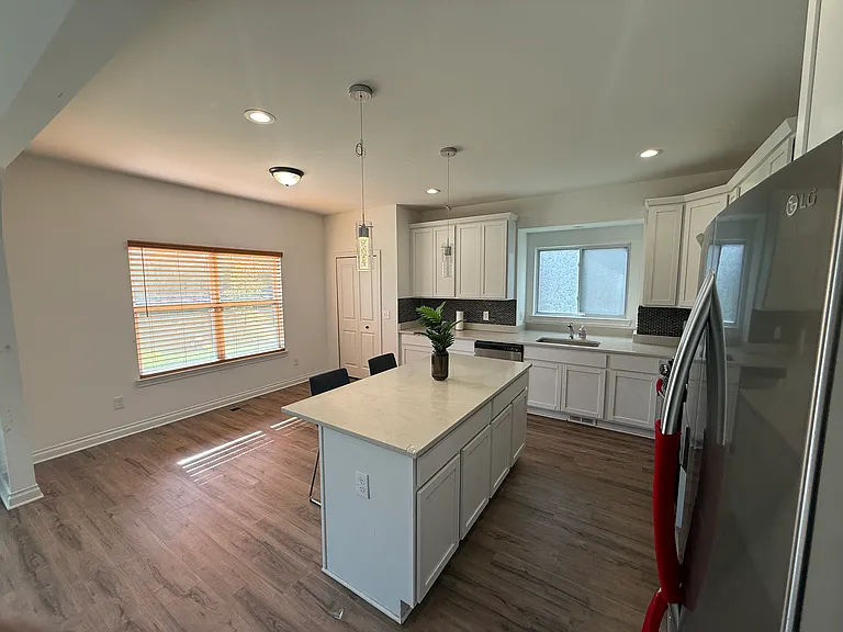 11849 Hines Place Dr #11849 — Photo 6
