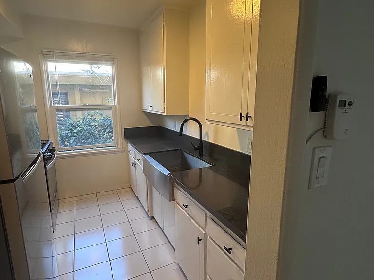 8017 Selma Ave — Photo 11