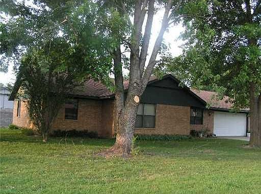 2nd image of 408 SW 20th St