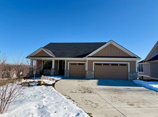4822 Winston Ln SW, Rochester, MN 55902