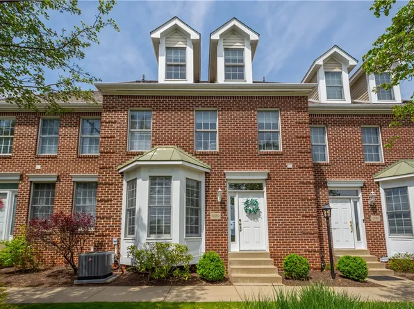 2382 Hilltop Rd, Presto, PA 15142