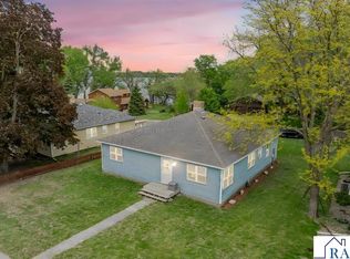 48 Cottage St, Fairmont, MN 56031