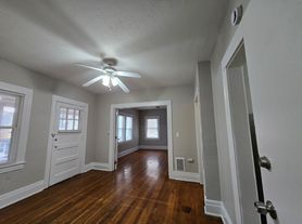 681 Averill Ave., 4 Averill Court