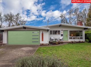 2332 Sandy Dr, Eugene, OR 97401