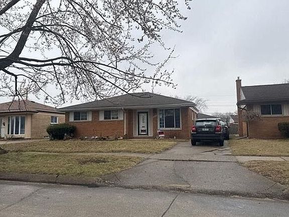 2nd image of 15251 Elderwood St