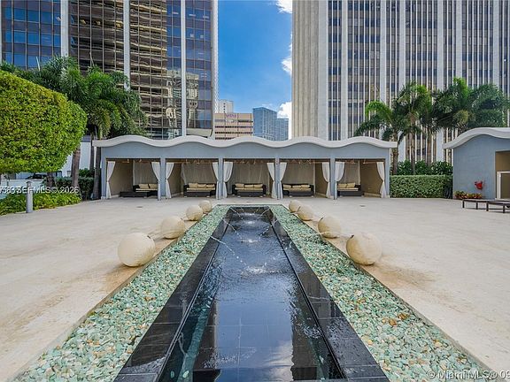 4th image of 50 Biscayne Blvd APT 1801