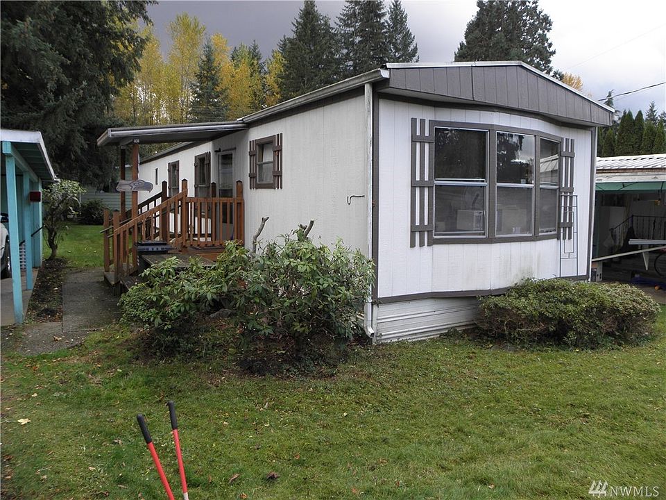 1st image of 11424 36th Dr NE Unit 38