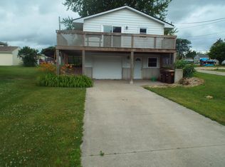 804 N Jefferson St, Mount Carroll, IL 61053