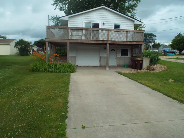 804 N Jefferson St, Mount Carroll, IL 61053