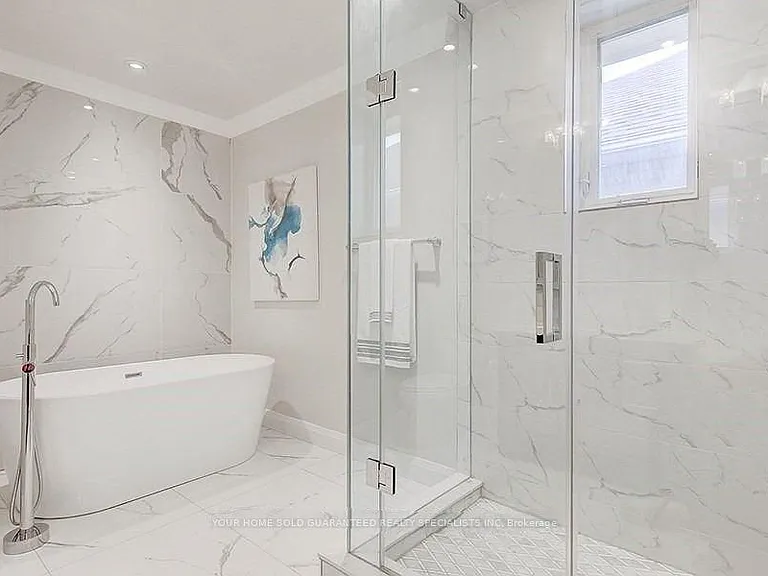 15 Ashgrove Rd — Photo 21
